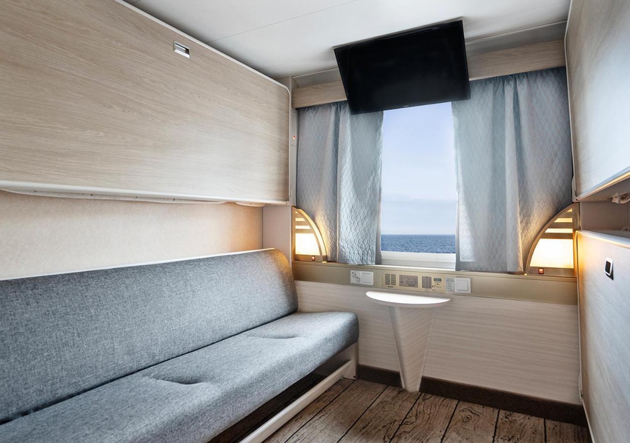 ホテル Viking Line Ferry Viking Cinderella - 2-Night Cruise Stockholm-Helsinki-ストックホルム 部屋 写真