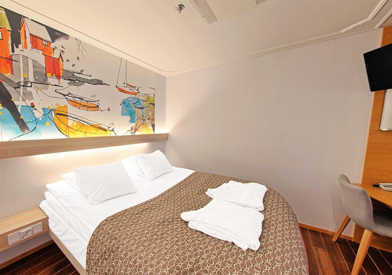 ホテル Viking Line Ferry Viking Cinderella - 2-Night Cruise Stockholm-Helsinki-ストックホルム 部屋 写真