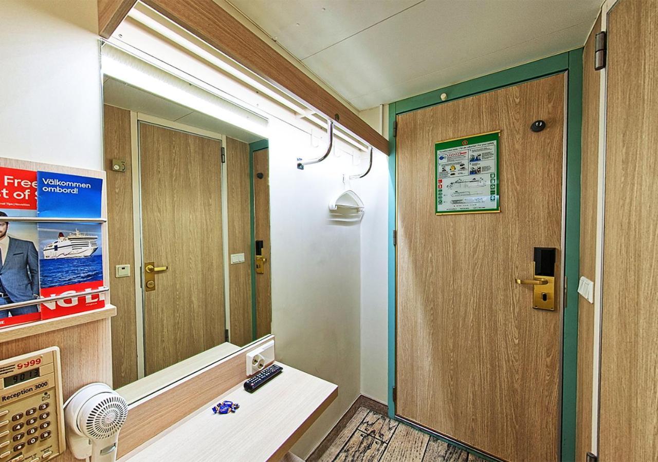 ホテル Viking Line Ferry Viking Cinderella - 2-Night Cruise Stockholm-Helsinki-ストックホルム 部屋 写真